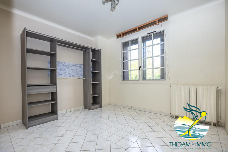 Appartement - 92 m² - 4 pièces