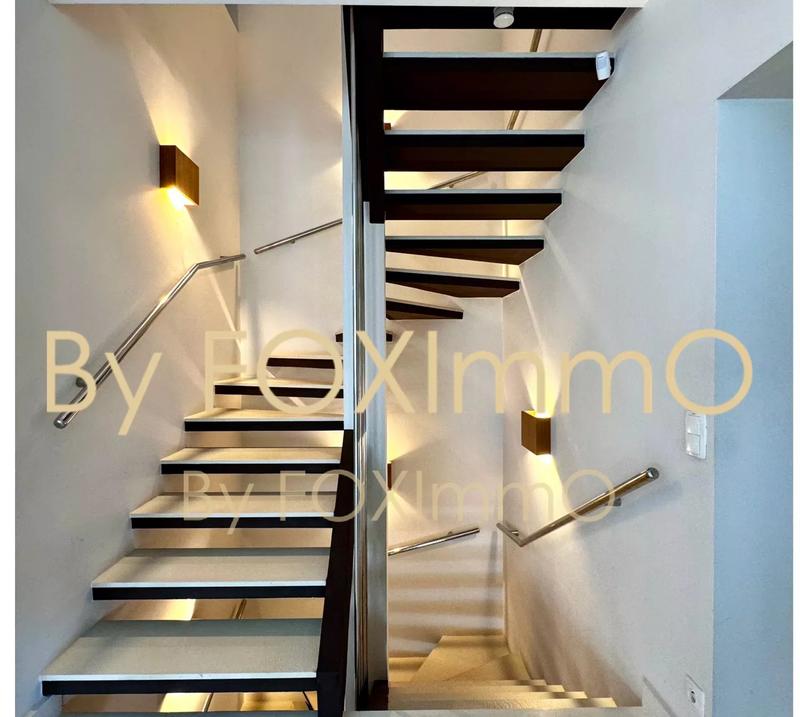 Maison - 346 m² - 7 pièces