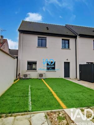 Maison de ville - 90 m² - 4 pièces