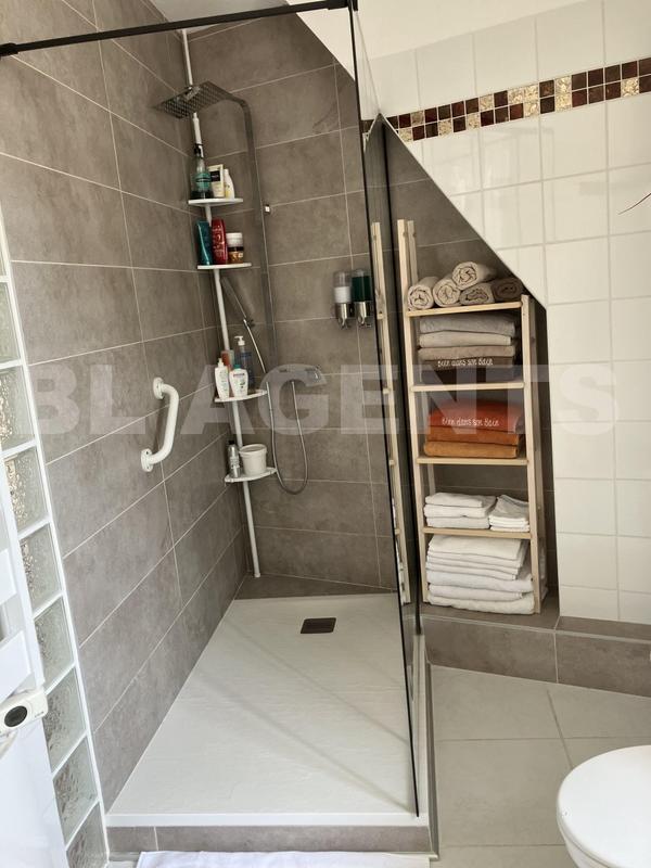 Maison - 97 m² - 5 pièces