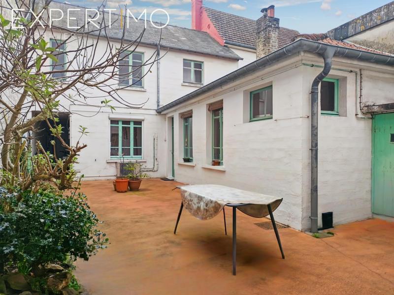 Maison - 96 m² - 6 pièces