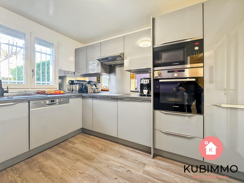 Maison - 120 m² - 5 pièces