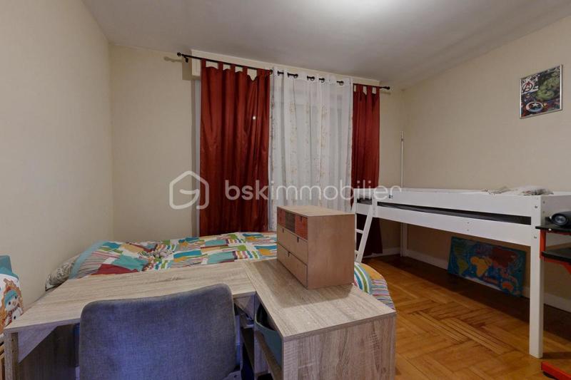 Maison - 161 m² - 6 pièces