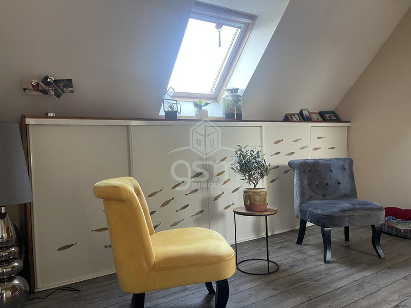 Maison traditionnelle - 125 m² - 6 pièces