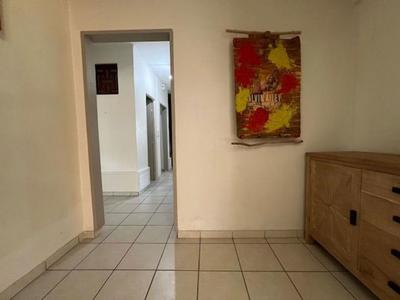 Maison - 112 m² - 6 pièces