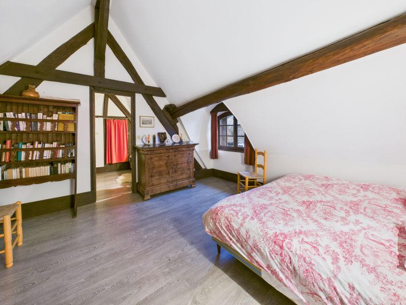 Maison - 173 m² - 9 pièces