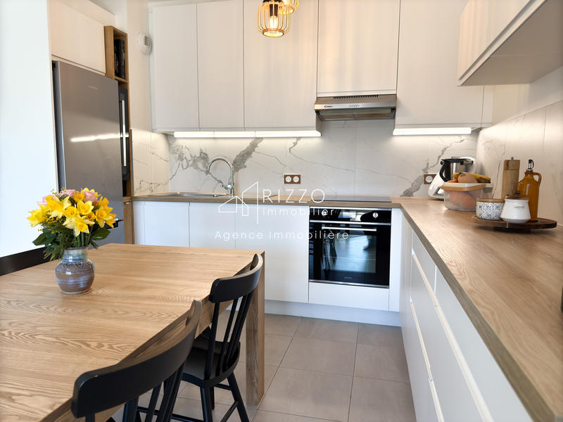 Appartement - 64 m² - 3 pièces