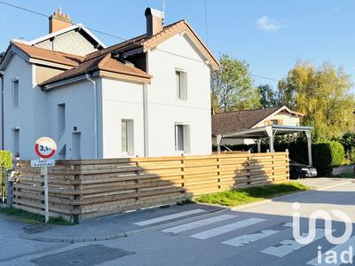 Maison - 98 m² - 4 pièces