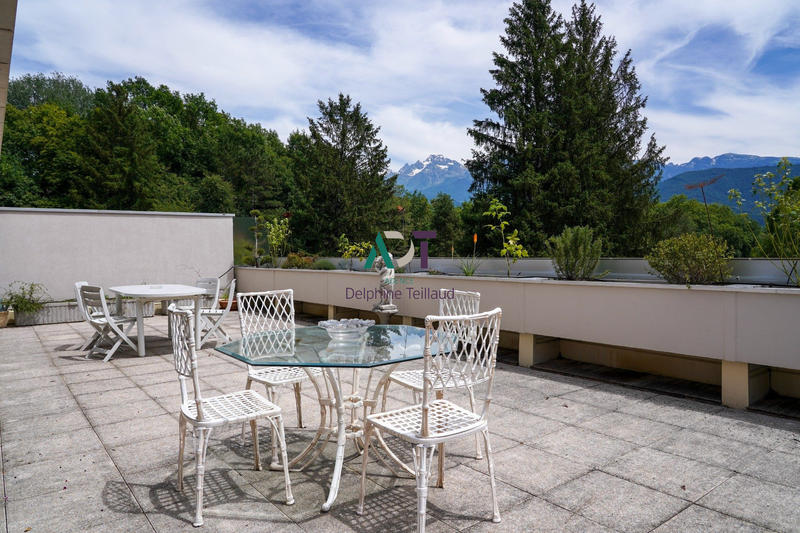 Appartement - 169 m² - 4 pièces