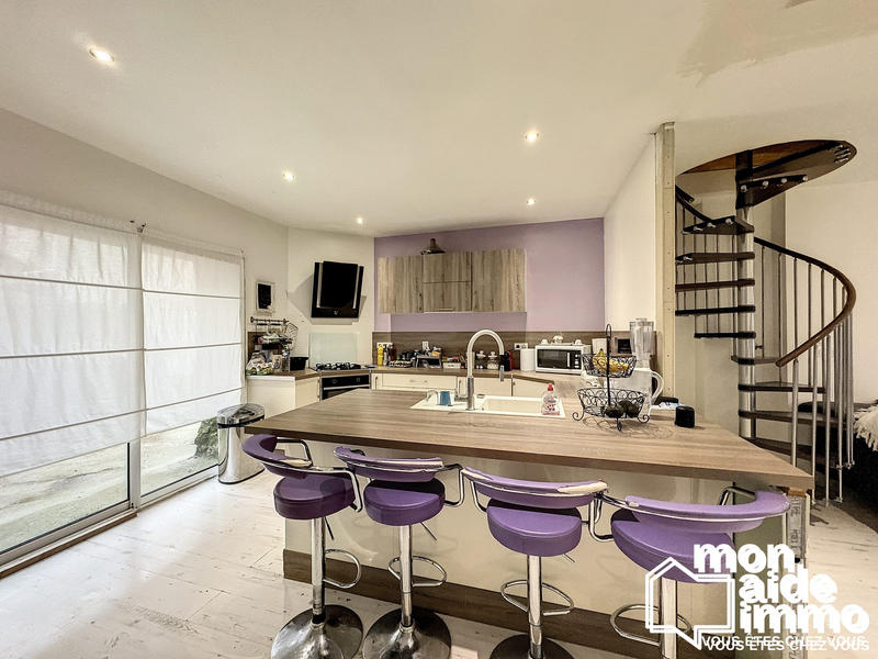 Maison ancienne - 166 m² - 6 pièces