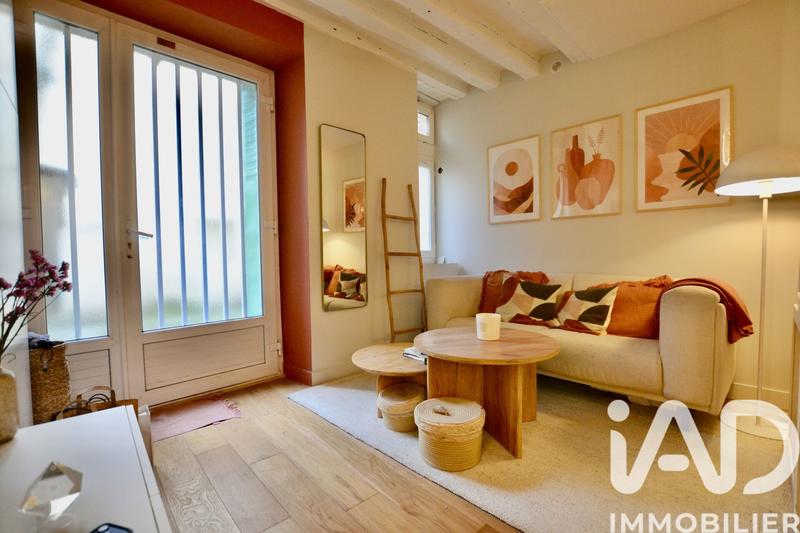 Studio - 25 m² - 1 pièce