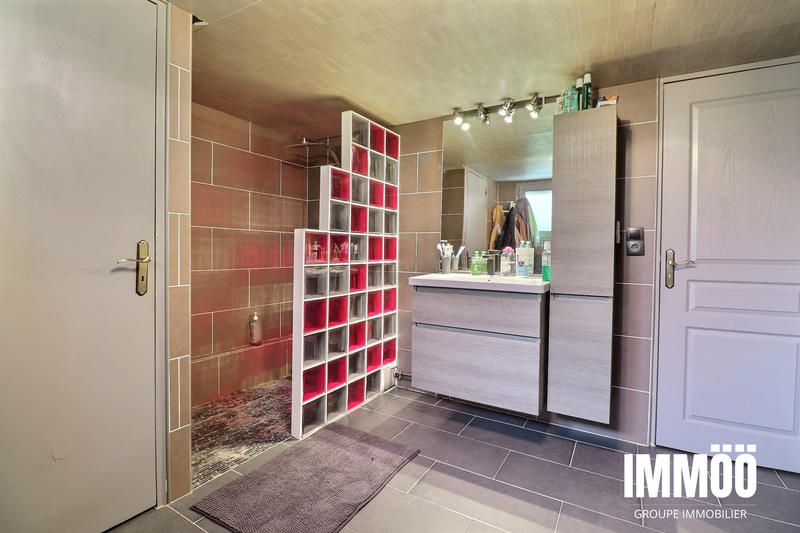 Maison - 95 m² - 4 pièces