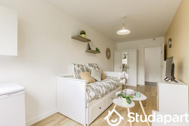 Chambre - 12 m² - 1 pièce