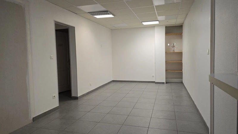 Appartement - 87 m² - 5 pièces