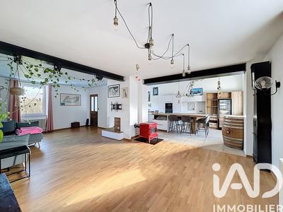 Maison - 283 m² - 8 pièces