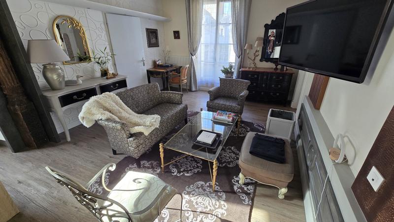 Appartement - 128 m² - 6 pièces