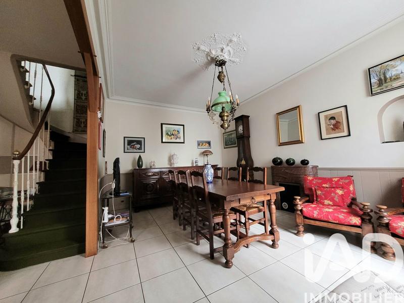 Maison - 104 m² - 7 pièces