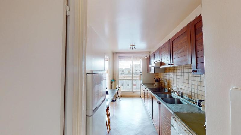 Appartement - 90 m² - 5 pièces