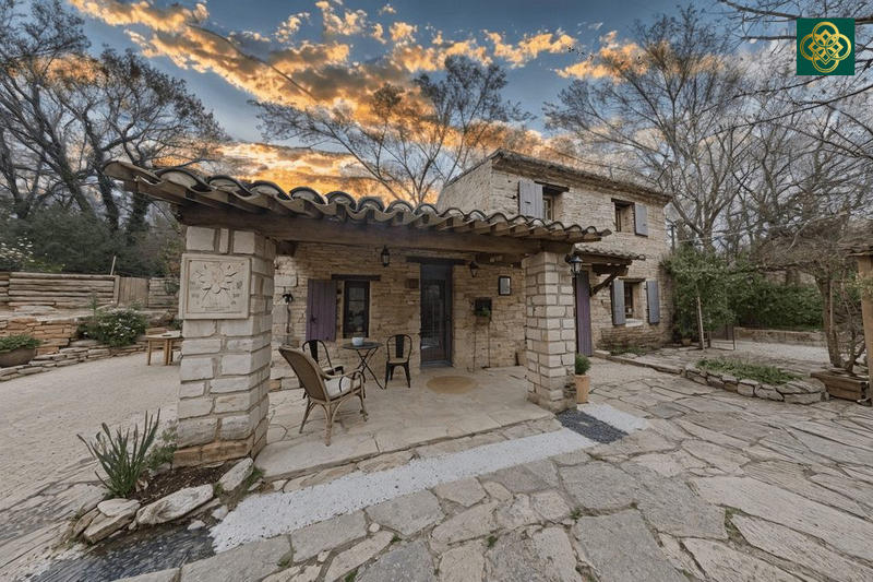 Bastide - 91 m² - 4 pièces