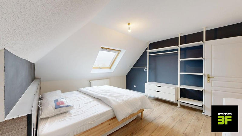 Appartement - 130 m² - 5 pièces