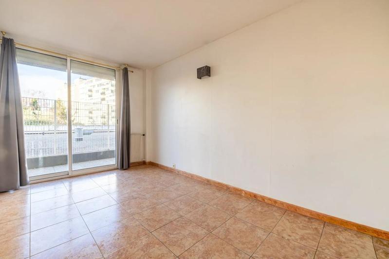 Appartement - 105 m² - 5 pièces