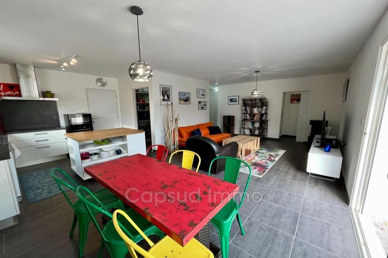 Villa - 90 m² - 4 pièces