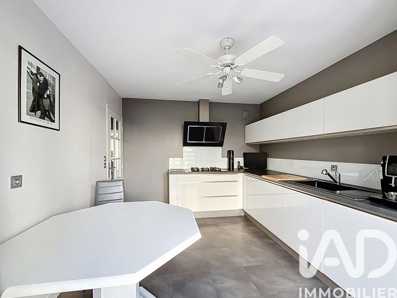 Appartement - 129 m² - 6 pièces