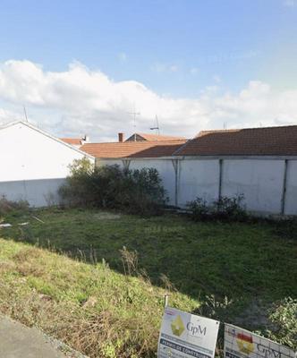 Terrain constructible - 168 m²