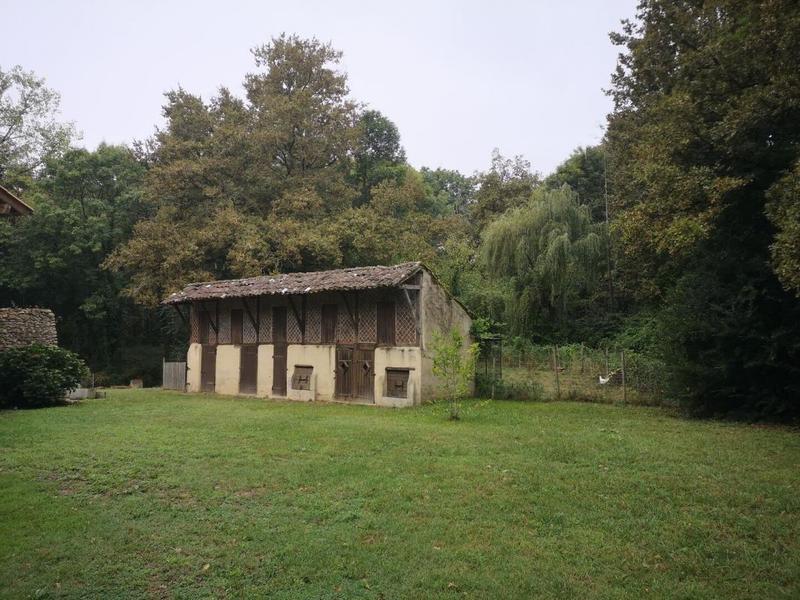 Maison - 380 m² - 12 pièces