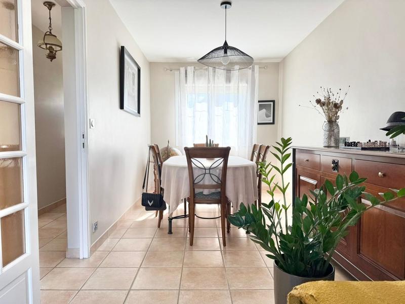 Maison - 80 m² - 5 pièces