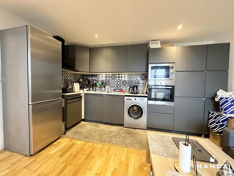 Chambre - 11 m² - 5 pièces