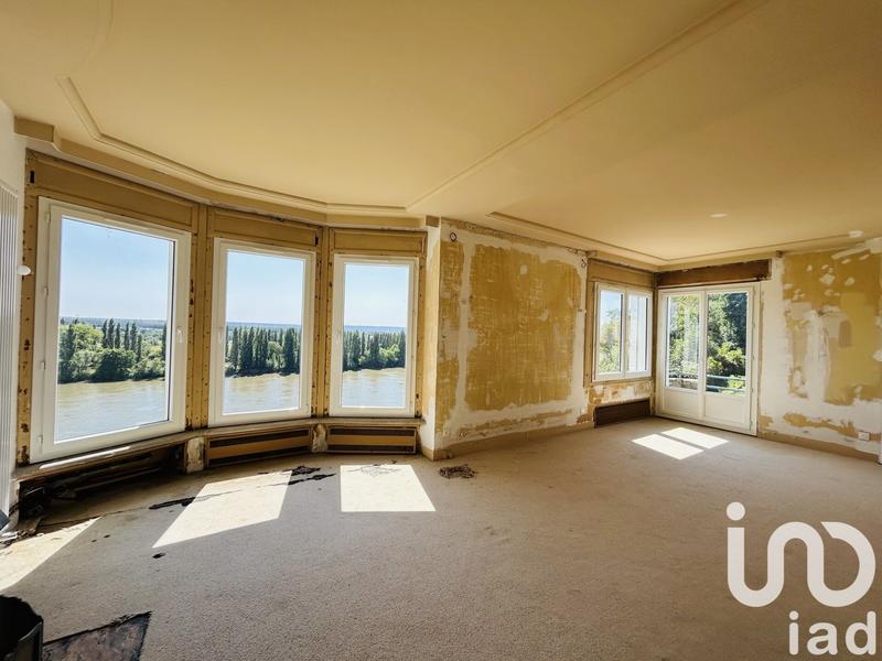 Maison - 214 m² - 9 pièces