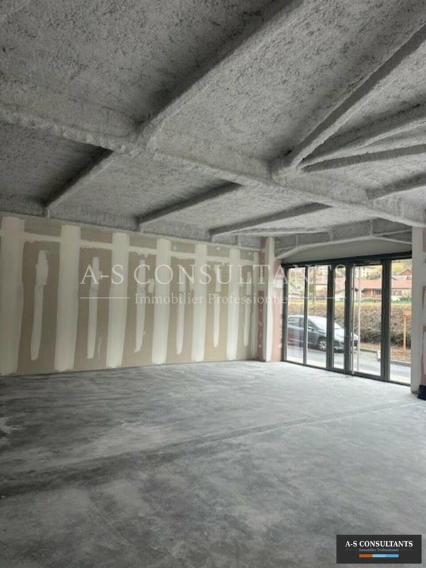 Local commercial - 230 m²