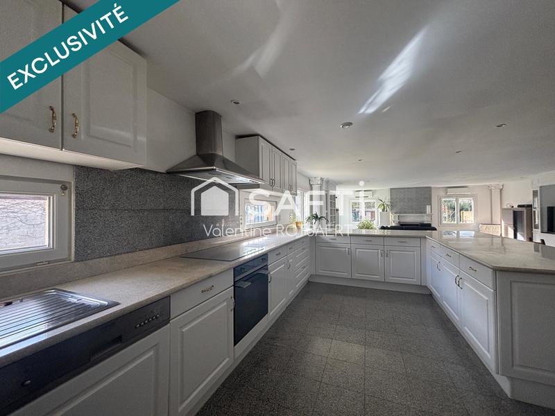 Maison - 170 m² - 6 pièces