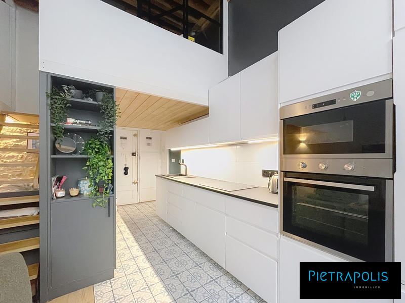 Appartement - 87 m² - 5 pièces