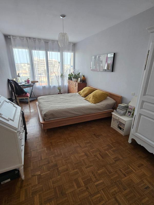 Appartement - 103 m² - 5 pièces