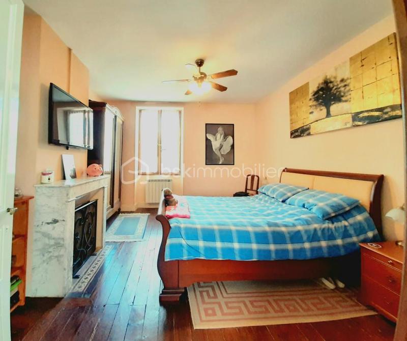 Maison en pierre - 146 m² - 6 pièces