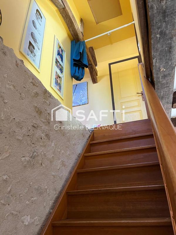 Maison - 157 m² - 7 pièces