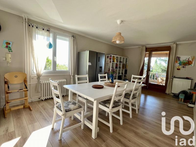 Maison - 205 m² - 8 pièces
