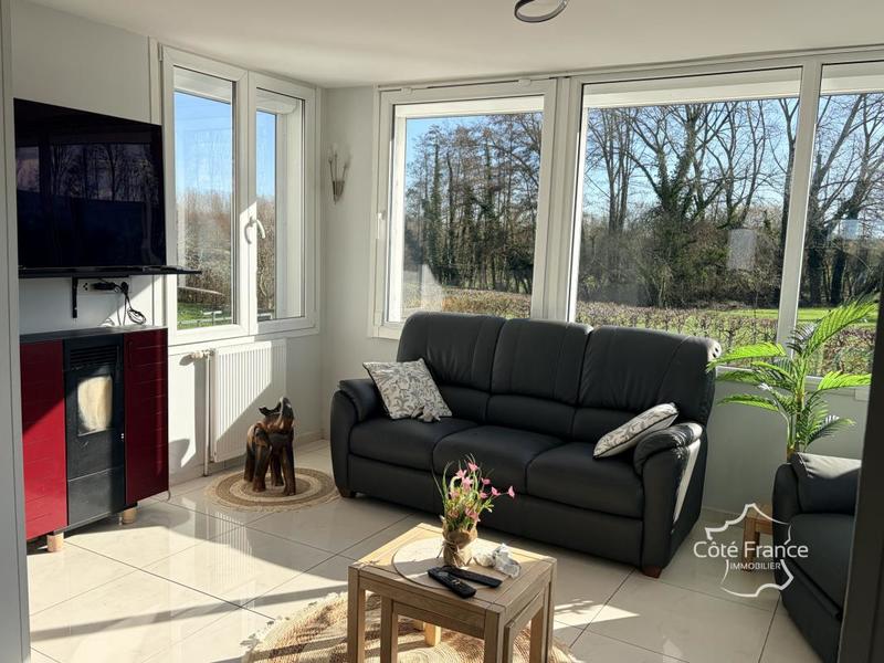 Maison - 143 m² - 6 pièces