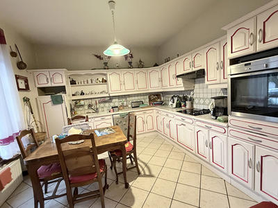 Maison - 145 m² - 7 pièces