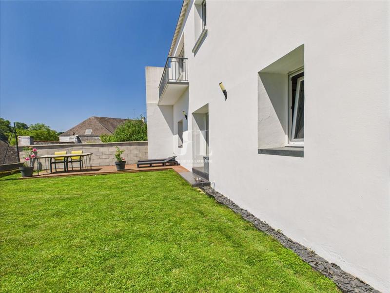 Maison - 145 m² - 6 pièces