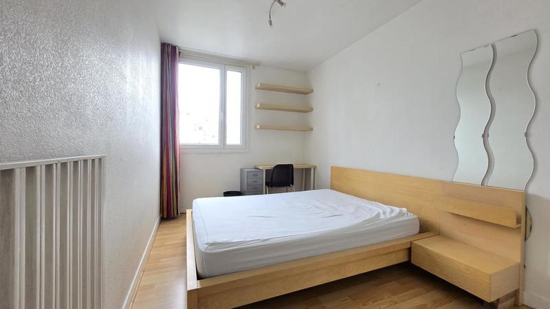 Appartement ancien - 70 m² - 4 pièces