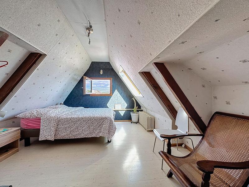 Maison - 182 m² - 8 pièces