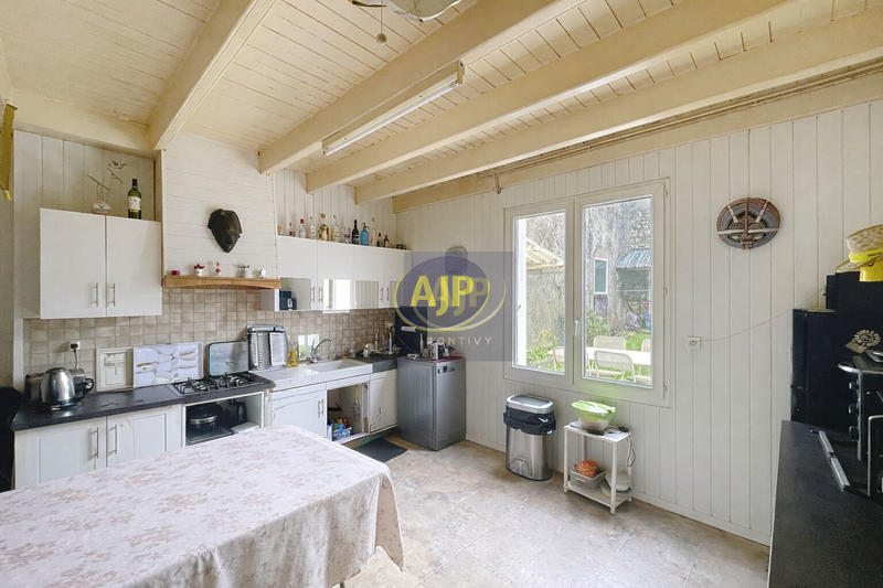 Maison - 123 m² - 5 pièces