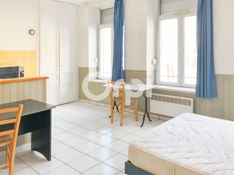 Studio - 24 m² - 1 pièce