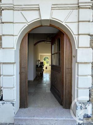 Corps de ferme - 468 m² - 12 pièces