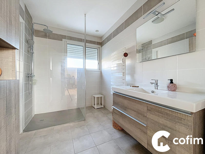 Maison - 165 m² - 7 pièces