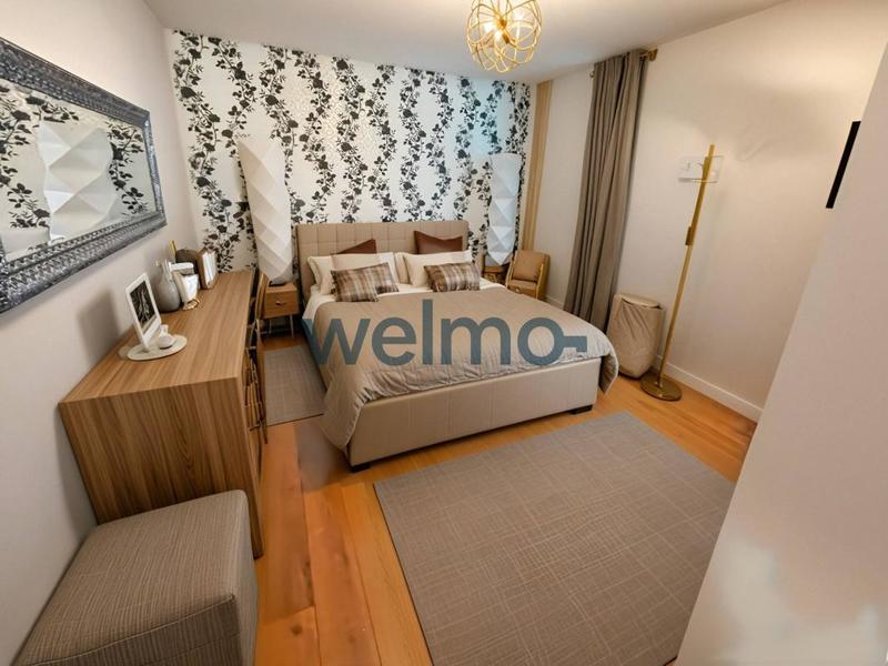 Appartement - 85 m² - 5 pièces