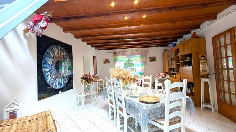 Maison - 191 m² - 8 pièces